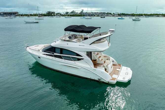 Yate Serenity Princess - Embarcación de lujo para 12 personas